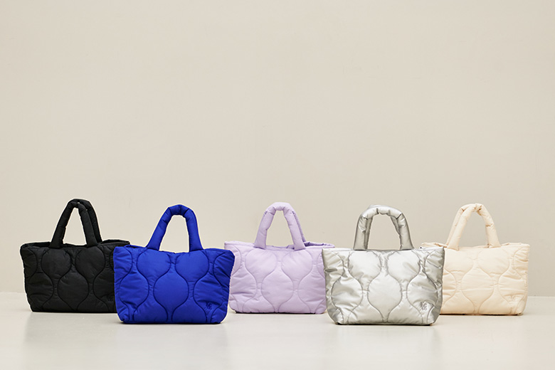 春おすすめ【Keds】Wave Pedding Tote Bag 2色◆送料込 Keds(케즈) 공식 온라인 스토어